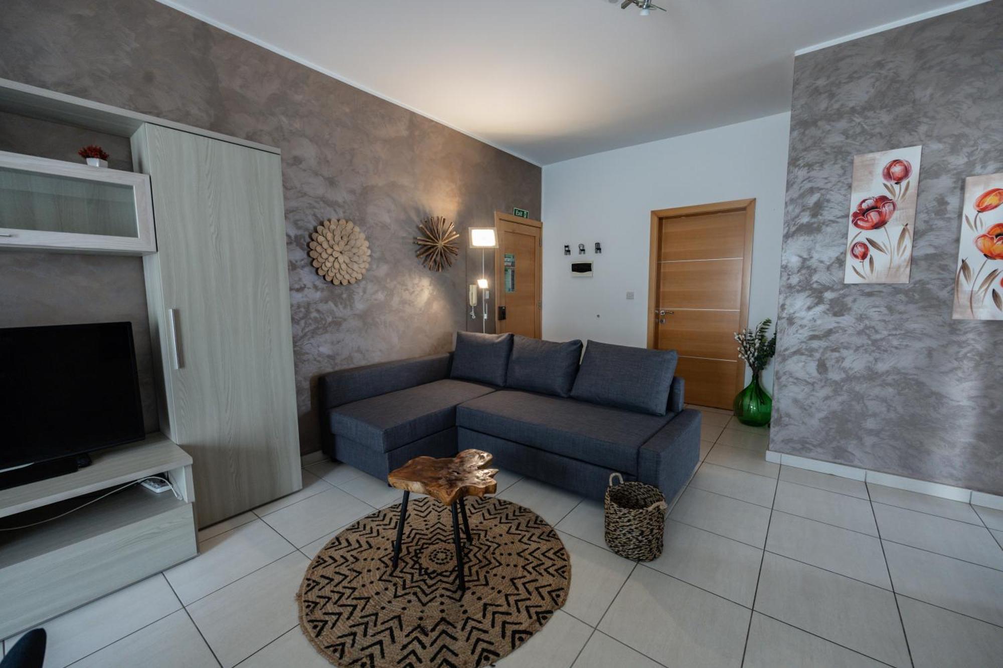 The Podium Apartment Żebbuġ Esterno foto