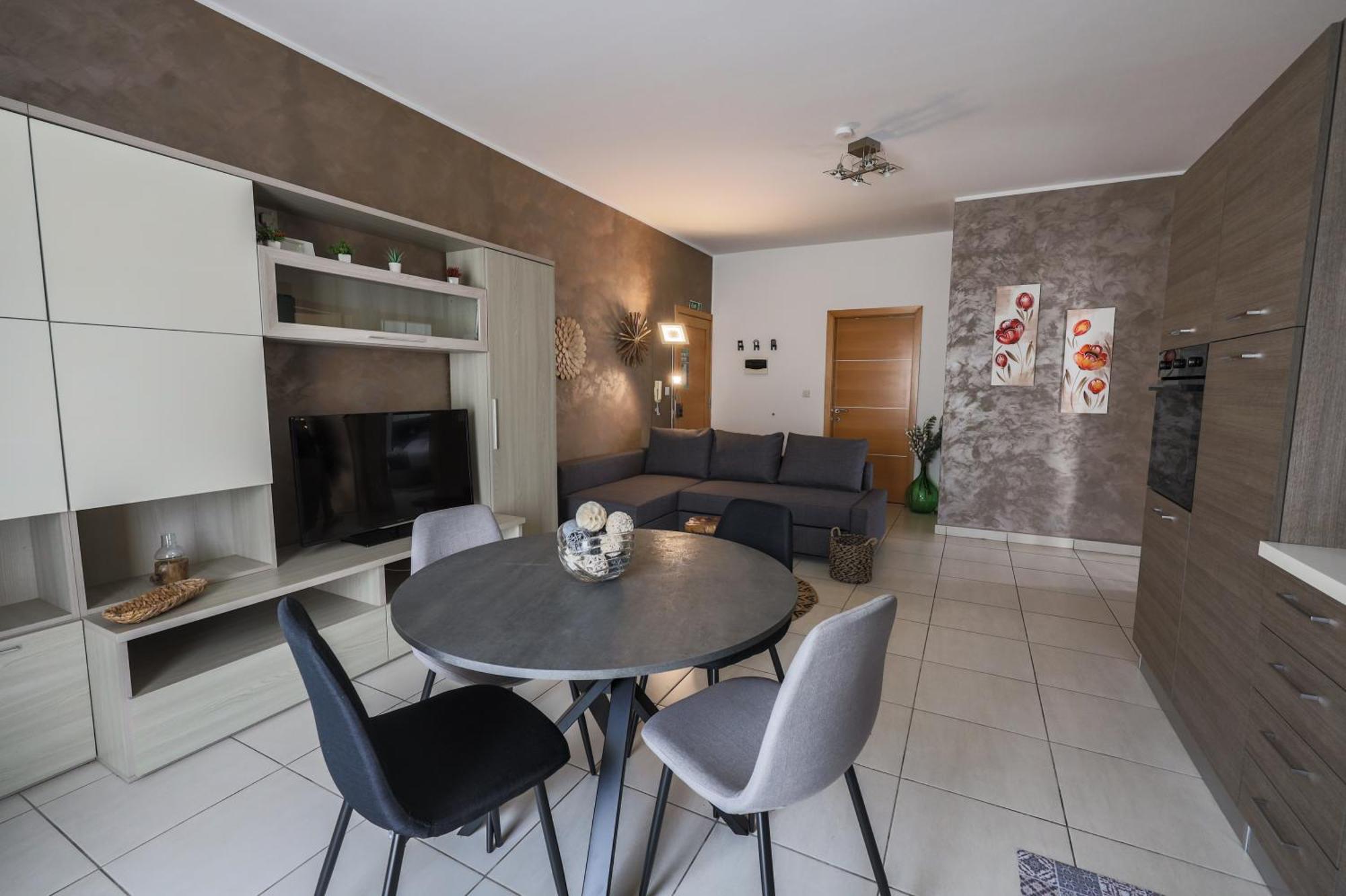 The Podium Apartment Żebbuġ Esterno foto